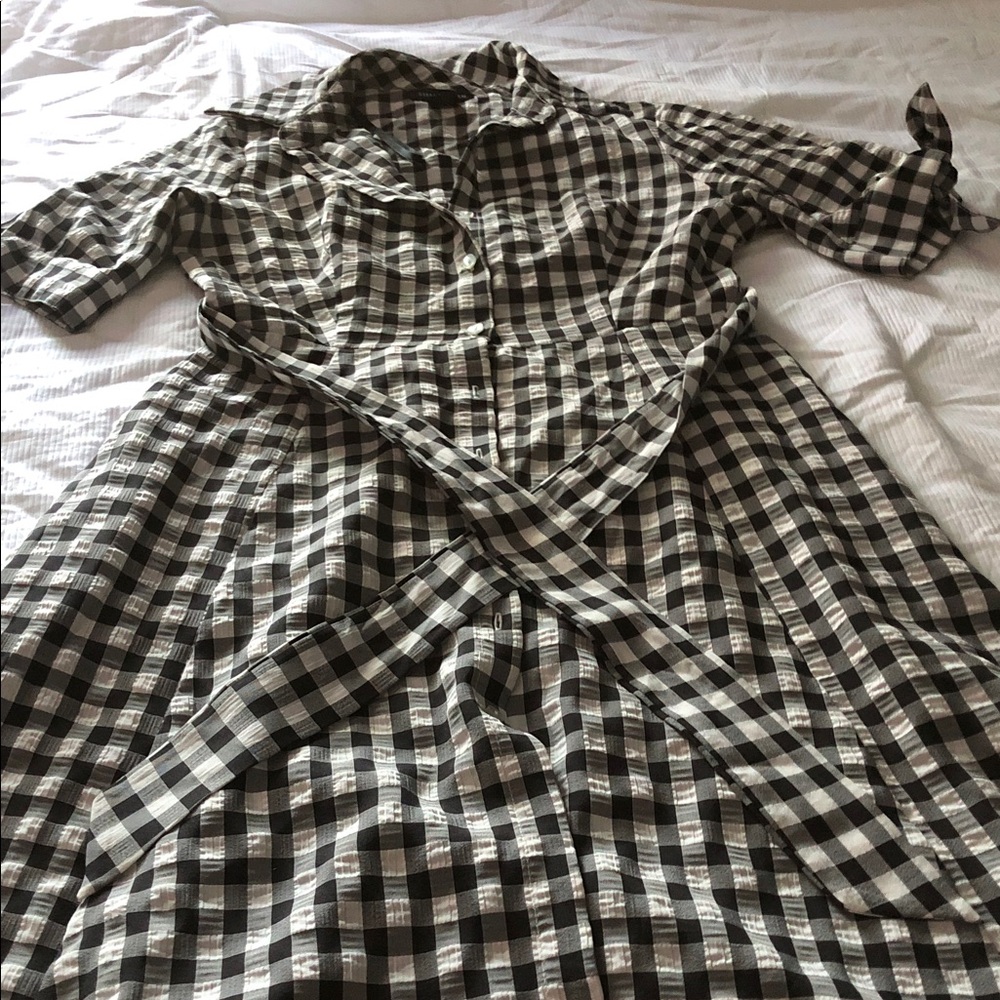 Plaid Maxi Shirtdress with Waist Tie - Black & White
